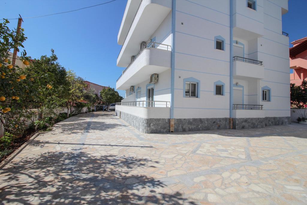 Hotel Artur2 Ксаміл Екстер'єр фото